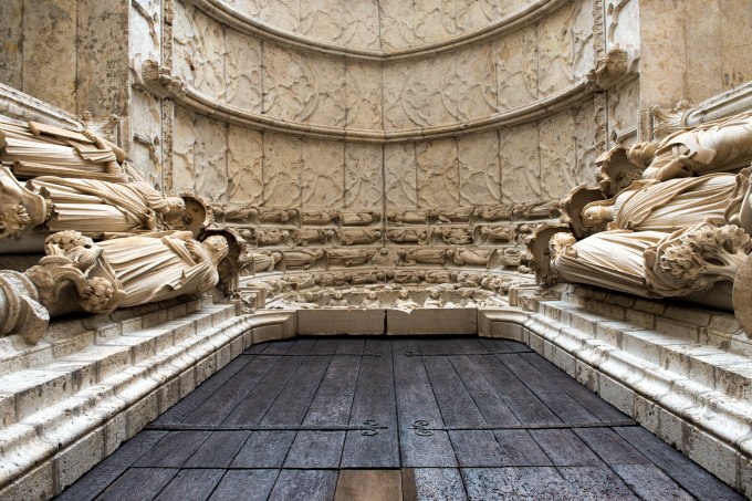 ChartresCathedralDoor