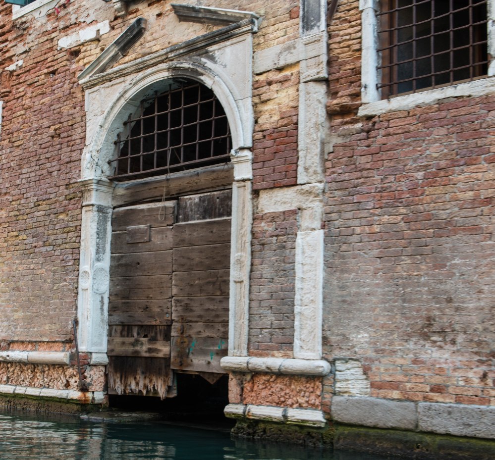 DoorVenice3